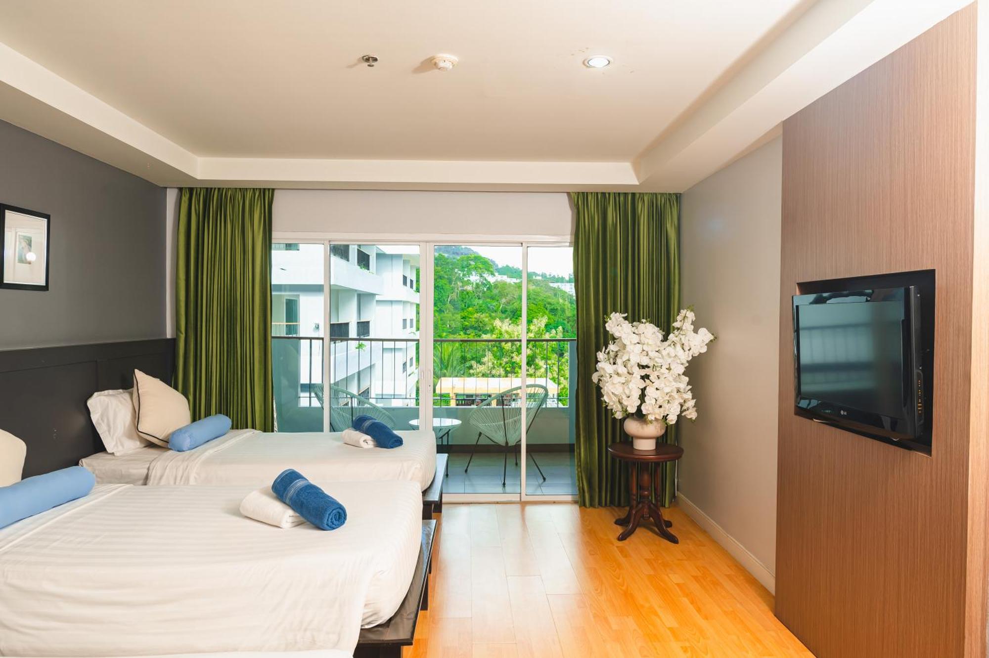 Casa Del M Phuket - Newly Renovated Hotel Patong Phòng bức ảnh