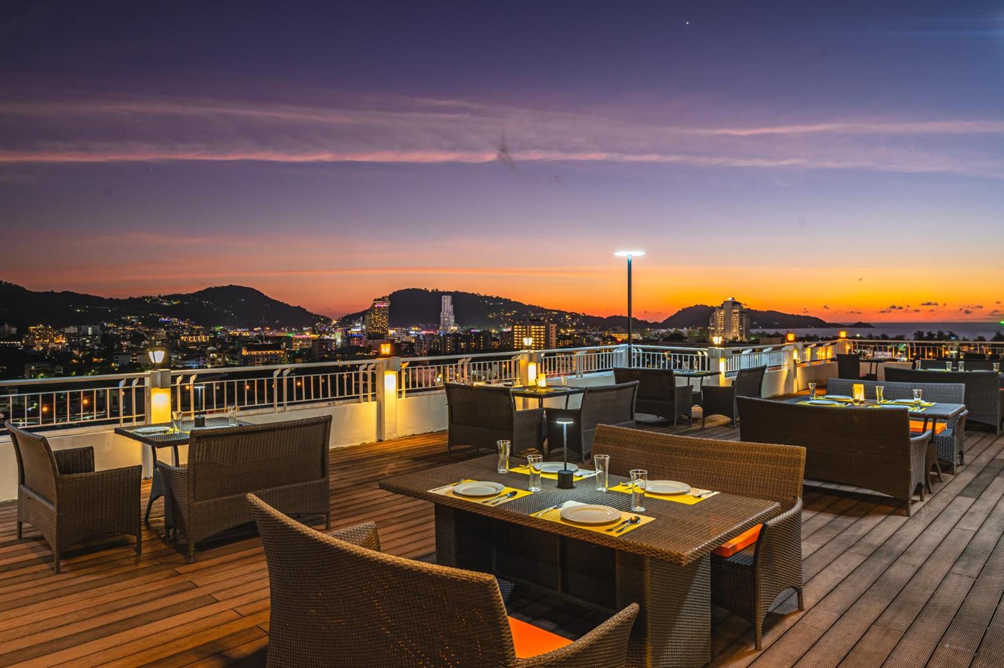 Casa Del M Phuket - Newly Renovated Hotel Patong Ngoại thất bức ảnh
